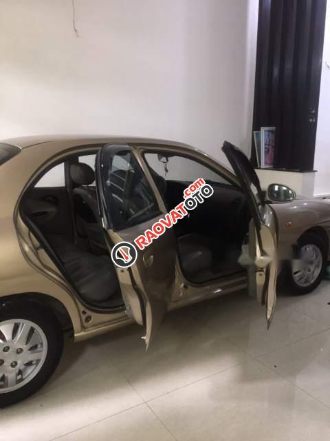 Bán xe Daewoo Nubira II đời 2001, màu vàng cát, biển số 92-2