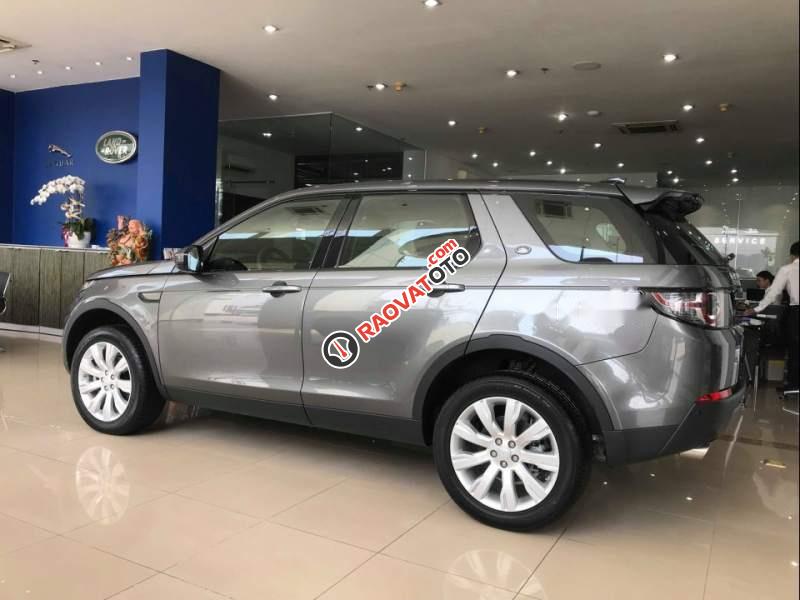 Cần bán LandRover Discovery Sport SE 2018, màu xám-3