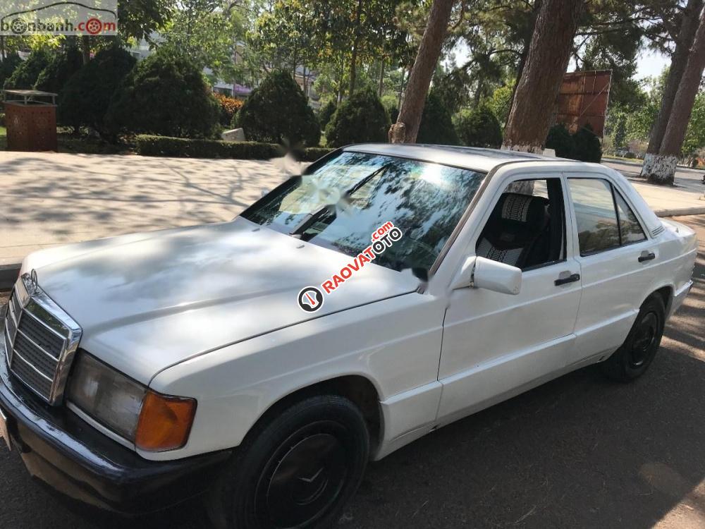 Bán xe Mercedes sản xuất năm 1990, màu trắng, xe nhập -4