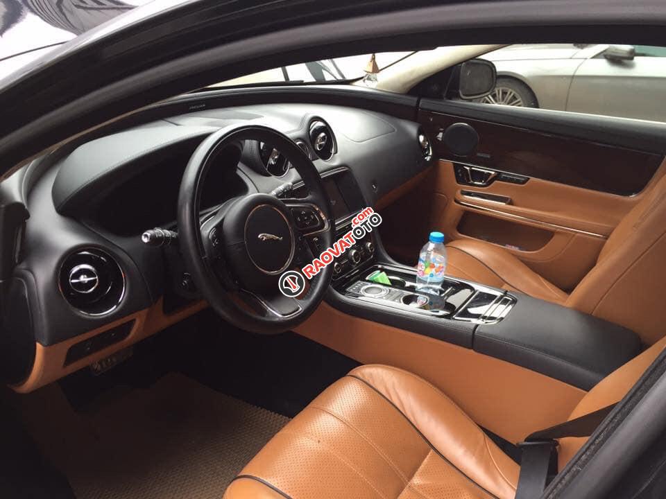 Cần bán Jaguar XJL 3.0 đời 2013, màu đen, xe nhập-2