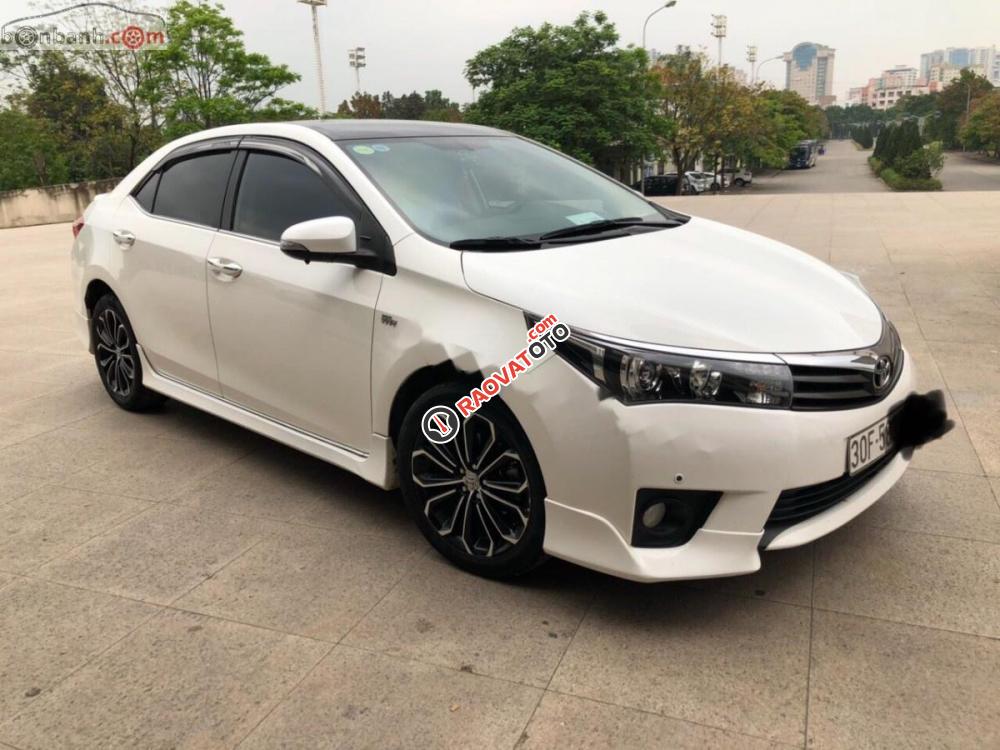 Chính chủ bán lại xe Toyota Corolla altis 1.8G AT đời 2014, màu trắng-1