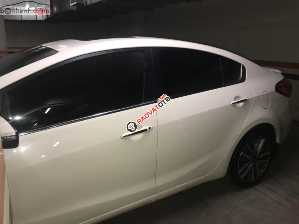 Bán Kia K3 2.0 2016, màu trắng-3