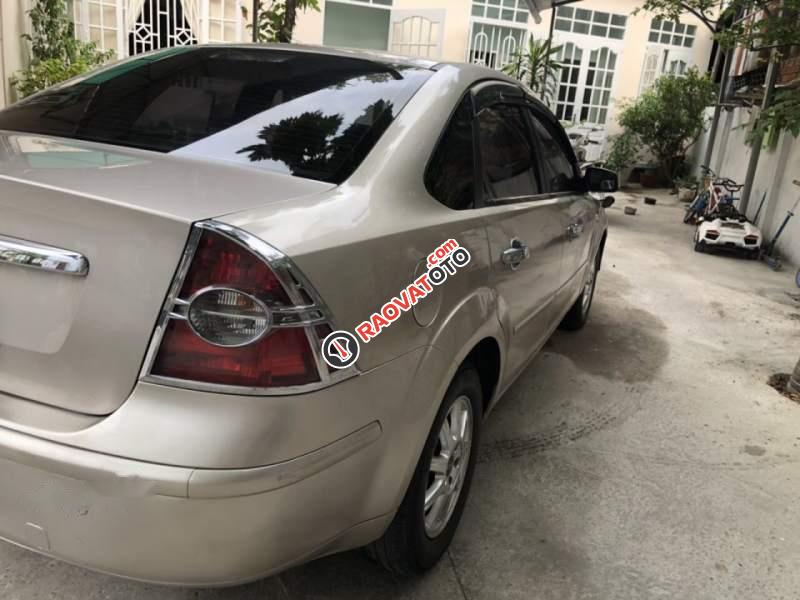 Bán xe Ford Focus 1.8AT 2005, màu bạc, số tự động  -2