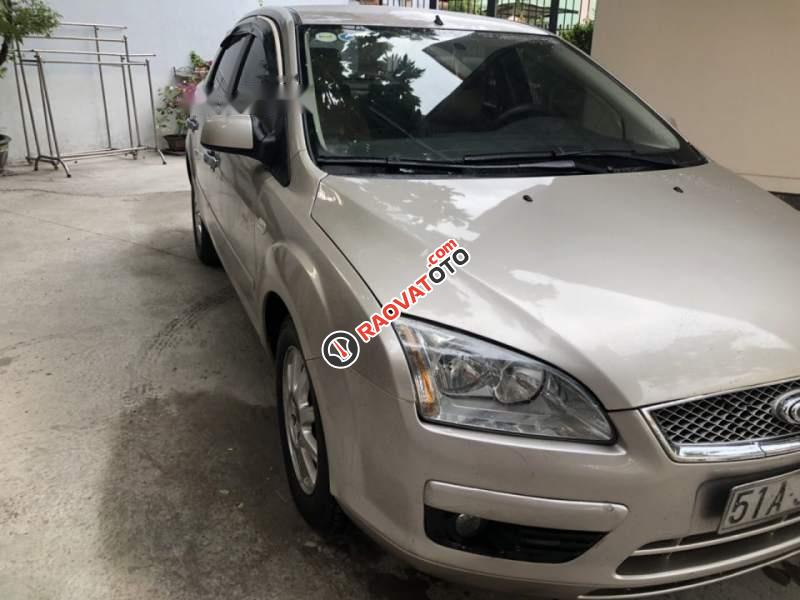 Bán xe Ford Focus 1.8AT 2005, màu bạc, số tự động  -0