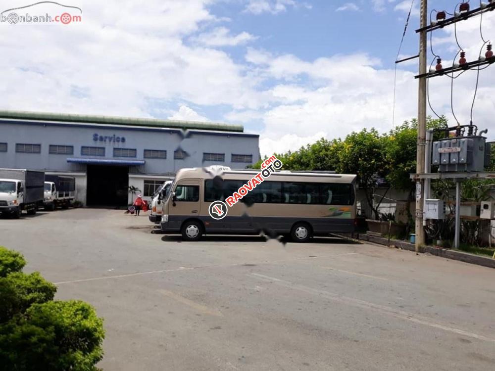 Bán Hyundai County Limousine sản xuất 2017, hai màu, xe nhập-0