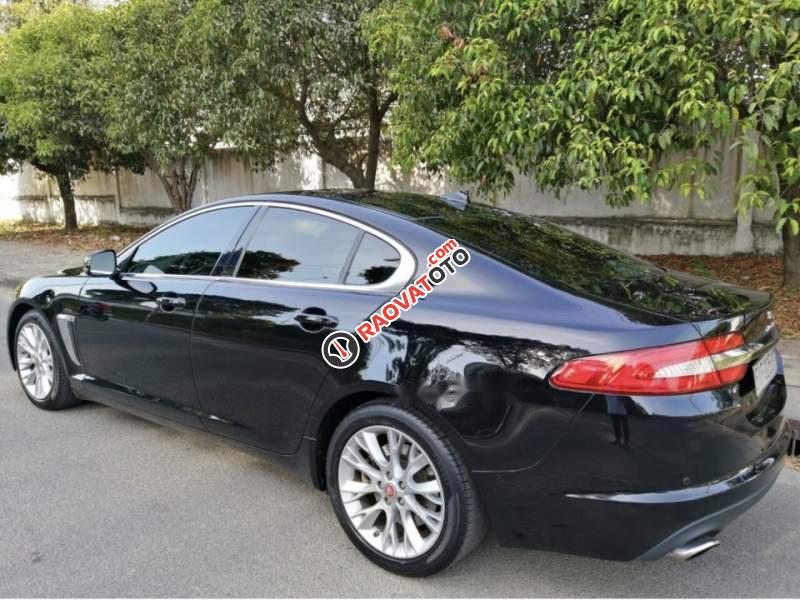 Bán Jaguar XF 2.0 Luxury 2015, màu đen, nhập khẩu-3