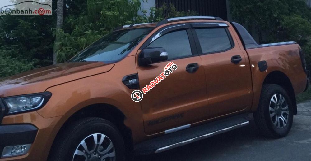 Bán Ford Ranger Wildtrack sản xuất năm 2016, màu vàng, nhập khẩu chính chủ-4