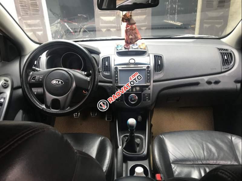 Bán Kia Forte MT 2011, màu trắng, xe nhập chính chủ biển Hà Nội nữ đi-4