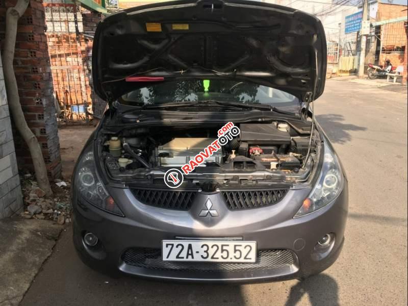 Bán xe Mitsubishi Grandis 2.4 năm 2005, màu xám-0