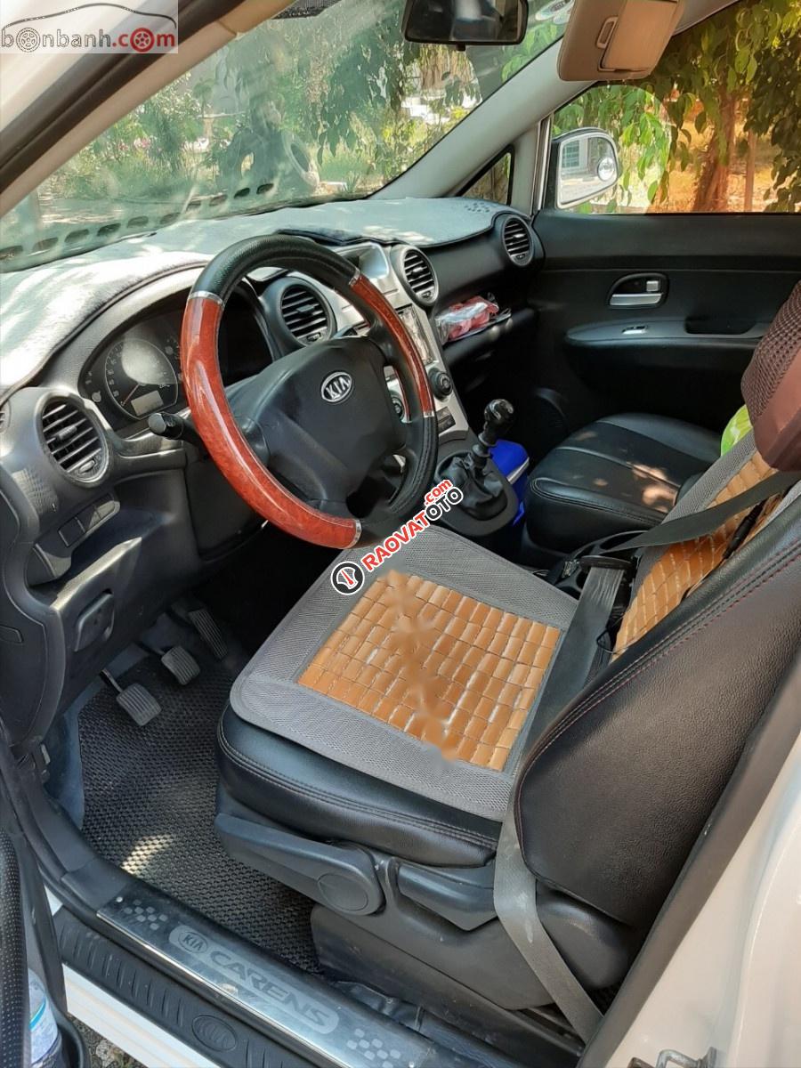 Bán xe Kia Carens LX 2010, màu trắng, giá tốt-2