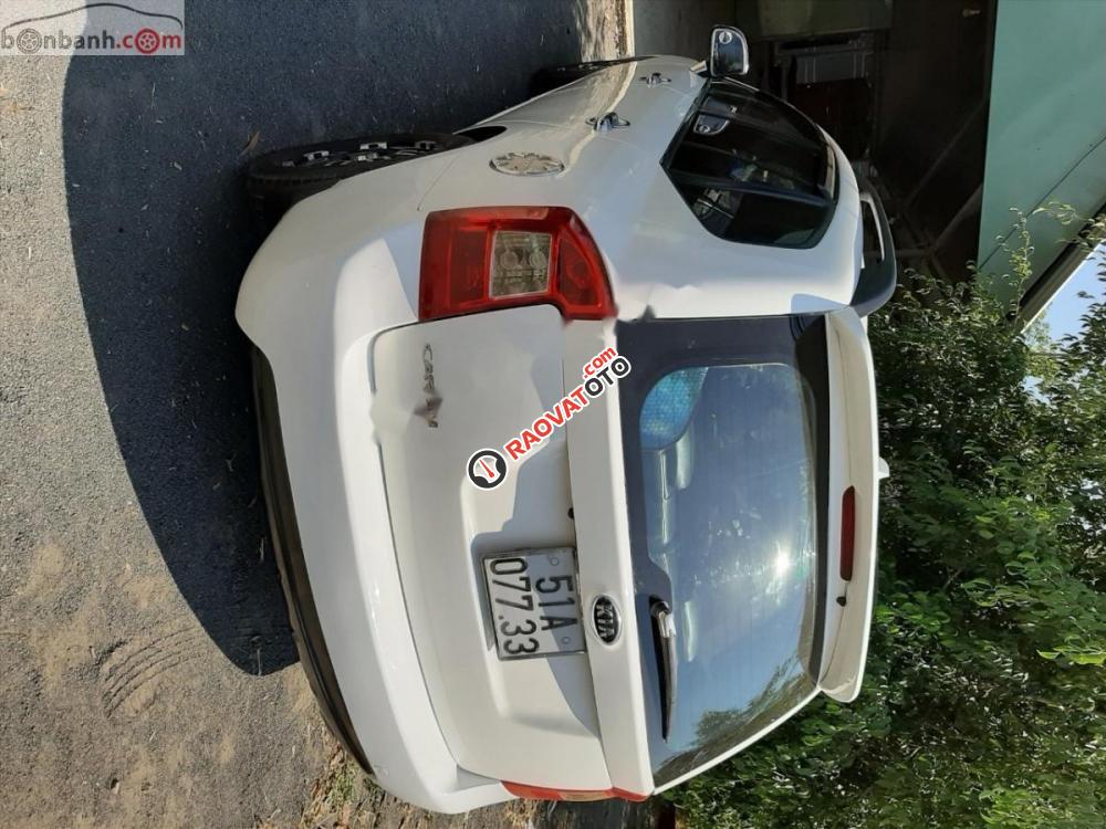 Bán xe Kia Carens LX 2010, màu trắng, giá tốt-1