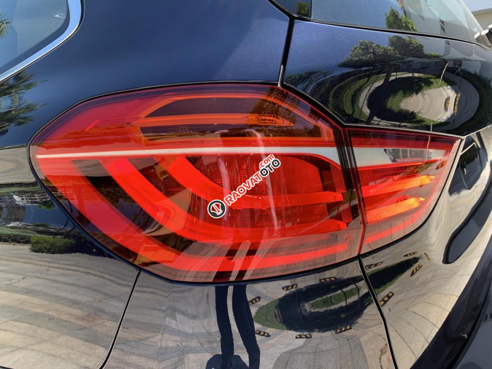 BMW 218i 2019 - Xe 7 chỗ nhập Đức, KM 50% trước bạ-11