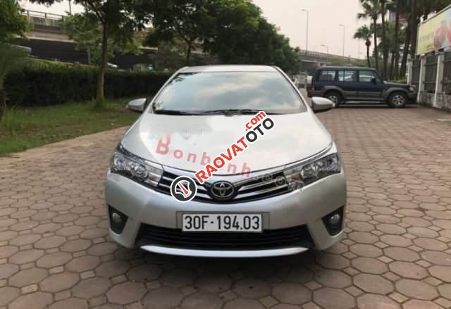 Bán Toyota Corolla altis 1.8G AT sản xuất 2017, màu bạc, số tự động-1