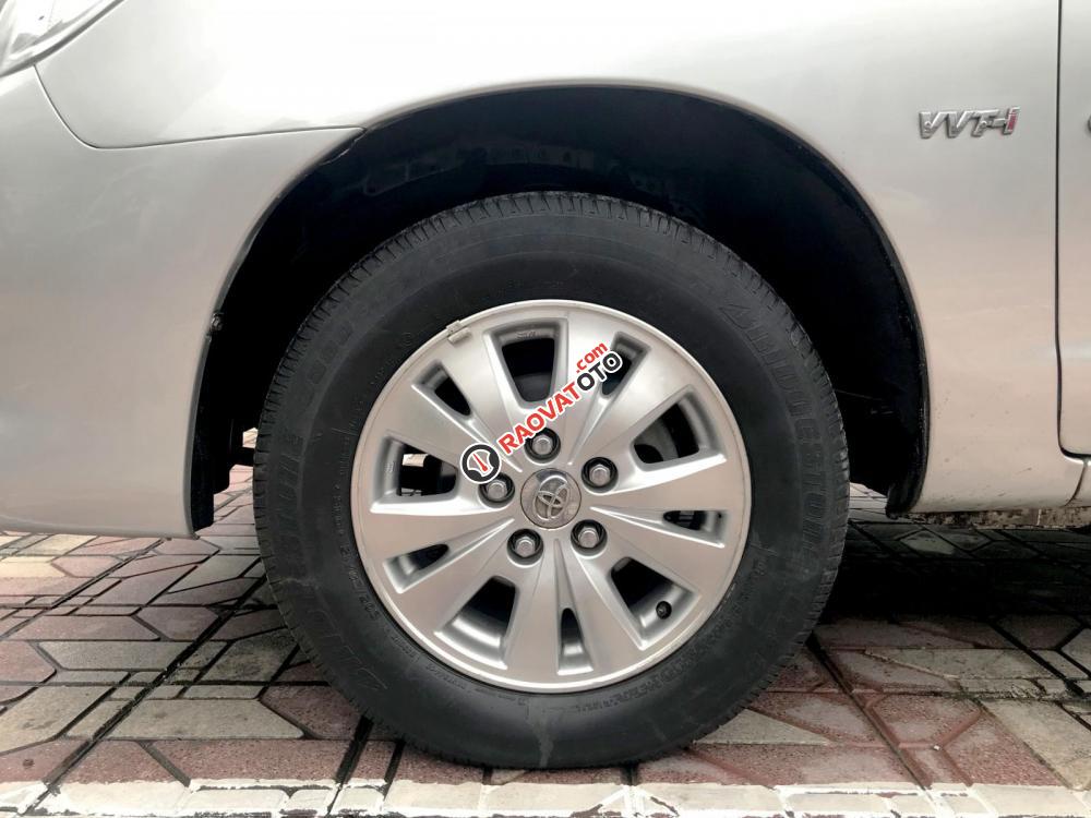 Bán Toyota Innova 2.0 V đời 2009, màu bạc, giá chỉ 408 triệu - LH: 0933.68.1972-5