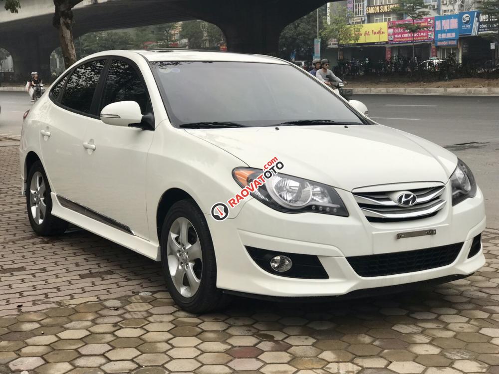 Bán ô tô Hyundai Avante năm 2015 màu trắng, 460 triệu-2