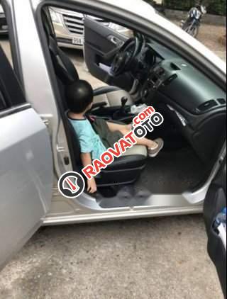 Bán gấp Kia Forte MT năm sản xuất 2011, màu bạc, chính chủ-3