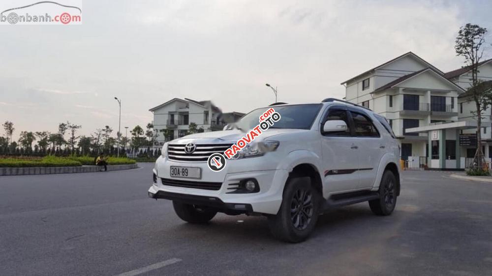 Cần bán xe Toyota Fortuner TRD Sportivo sản xuất năm 2015, màu trắng, xe nhập chính chủ-1