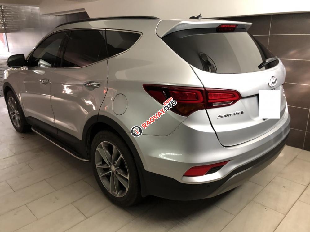 Bán Hyundai Santa Fe CRDi 2.2 AT(Full máy dầu), đời 2016, màu bạc, biển Sài Gòn, xe lướt như mới-7