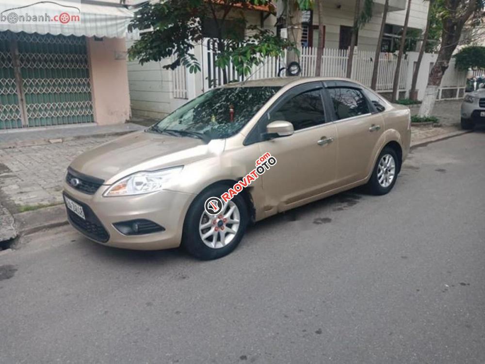 Bán xe Ford Focus 1.8 MT sản xuất năm 2010, màu vàng -2