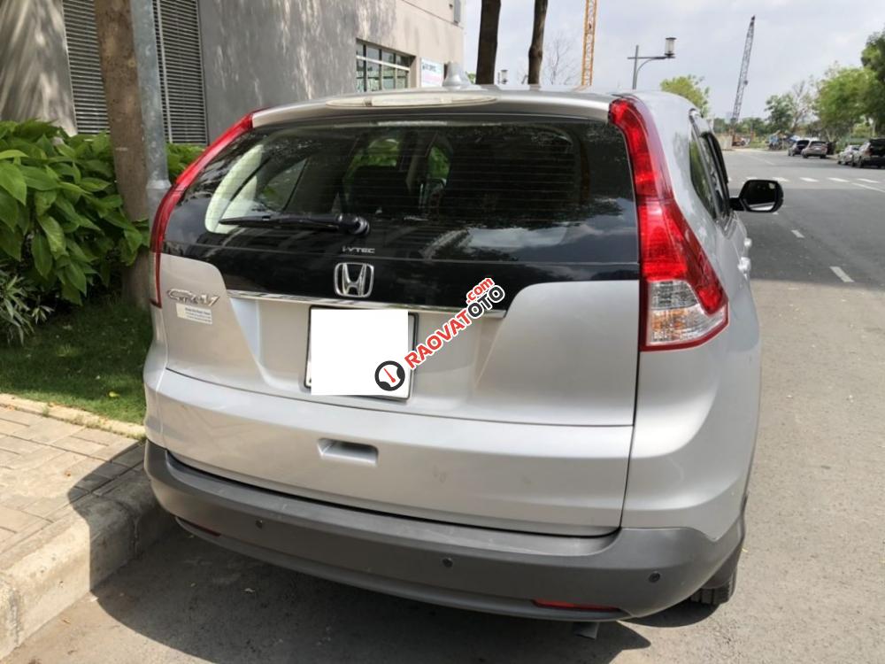 Cần bán Honda CR V 2.4 năm 2014, màu bạc, giá 776tr-3