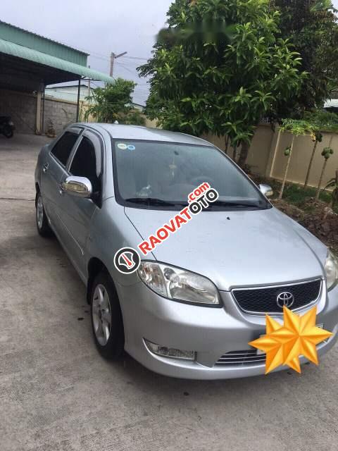 Cần bán xe Toyota Vios MT năm 2005, màu bạc, bao đâm đụng, ngập nước, máy zin 100%-0