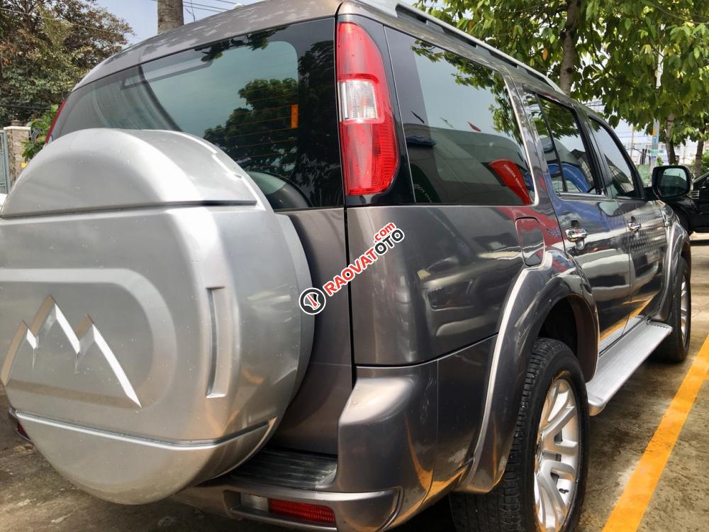 Bán Ford Everest Limited sản xuất năm 2014, màu nâu. Gía thương lượng-0
