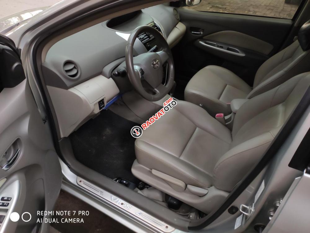 Bán Toyota Vios 1.5 G đời 2011, màu bạc-4