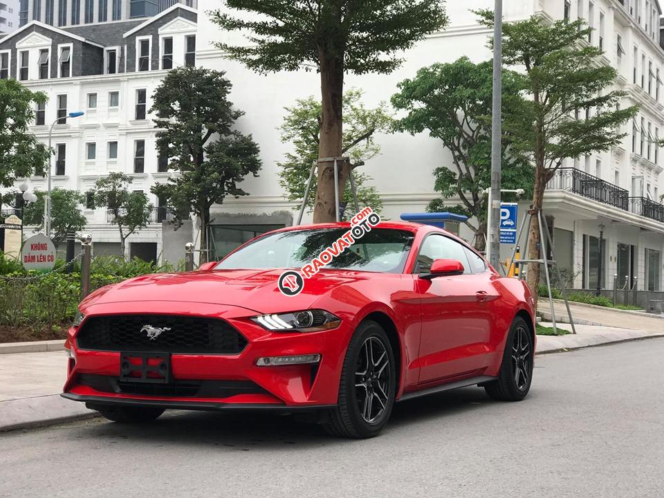 Giao ngay Ford Mustang Premium 2019 duy nhất 1 xe có sẵn giao ngay trên thị trường giá tốt, liên hệ sơn: 0868 93 5995-1