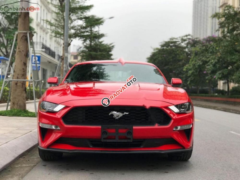 Bán xe Ford Mustang 2.3 EcoBoost Fastback sản xuất 2019, màu đỏ, nhập khẩu nguyên chiếc-0