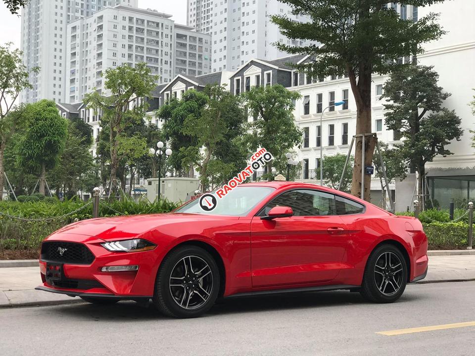 Giao ngay Ford Mustang Premium 2019 duy nhất 1 xe có sẵn giao ngay trên thị trường giá tốt, liên hệ sơn: 0868 93 5995-2