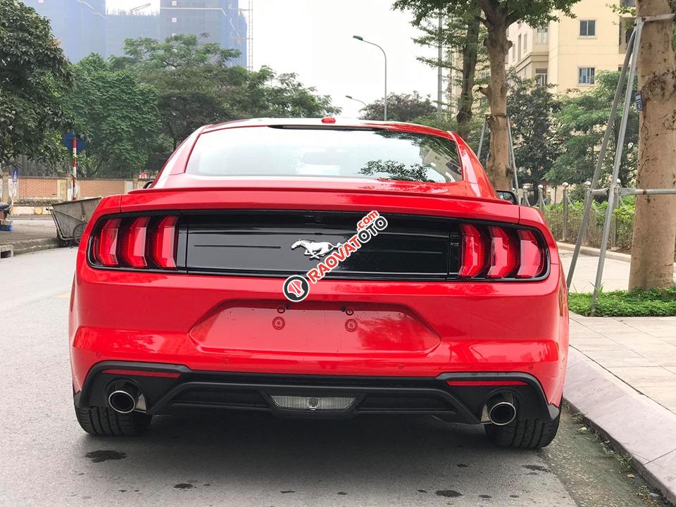 Giao ngay Ford Mustang Premium 2019 duy nhất 1 xe có sẵn giao ngay trên thị trường giá tốt, liên hệ sơn: 0868 93 5995-11