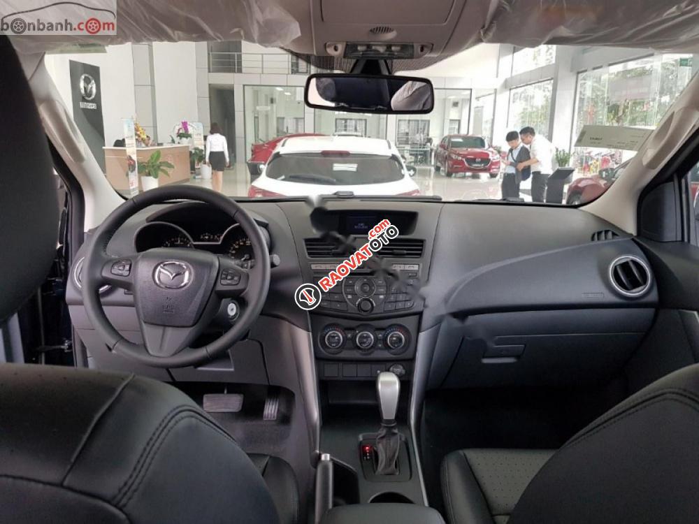 Bán xe Mazda BT 50 2.2 MT 2019, màu xanh lam, nhập khẩu nguyên chiếc-5