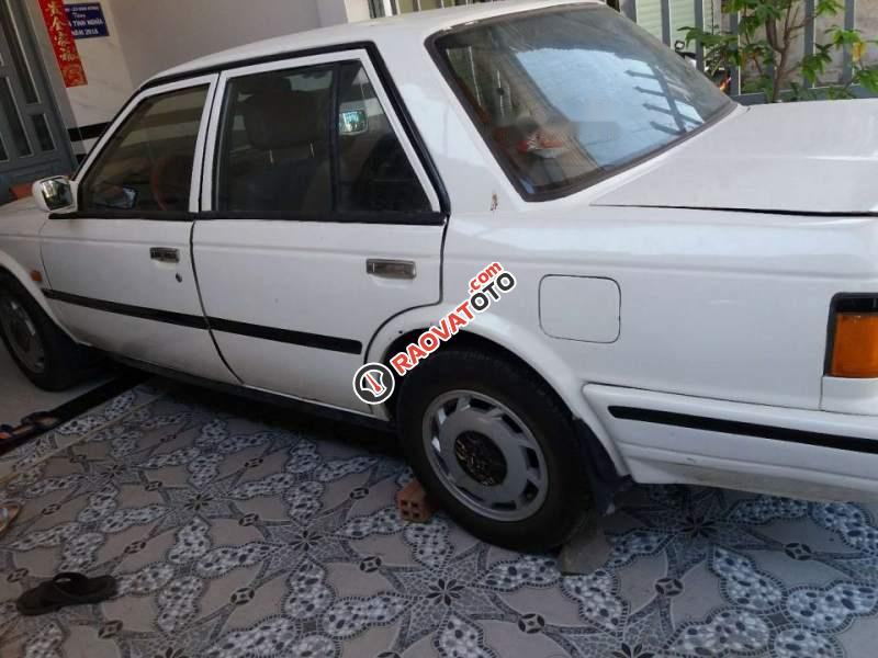 Cần bán lại xe Nissan Bluebird đời 1987, màu trắng, xe nhập-3