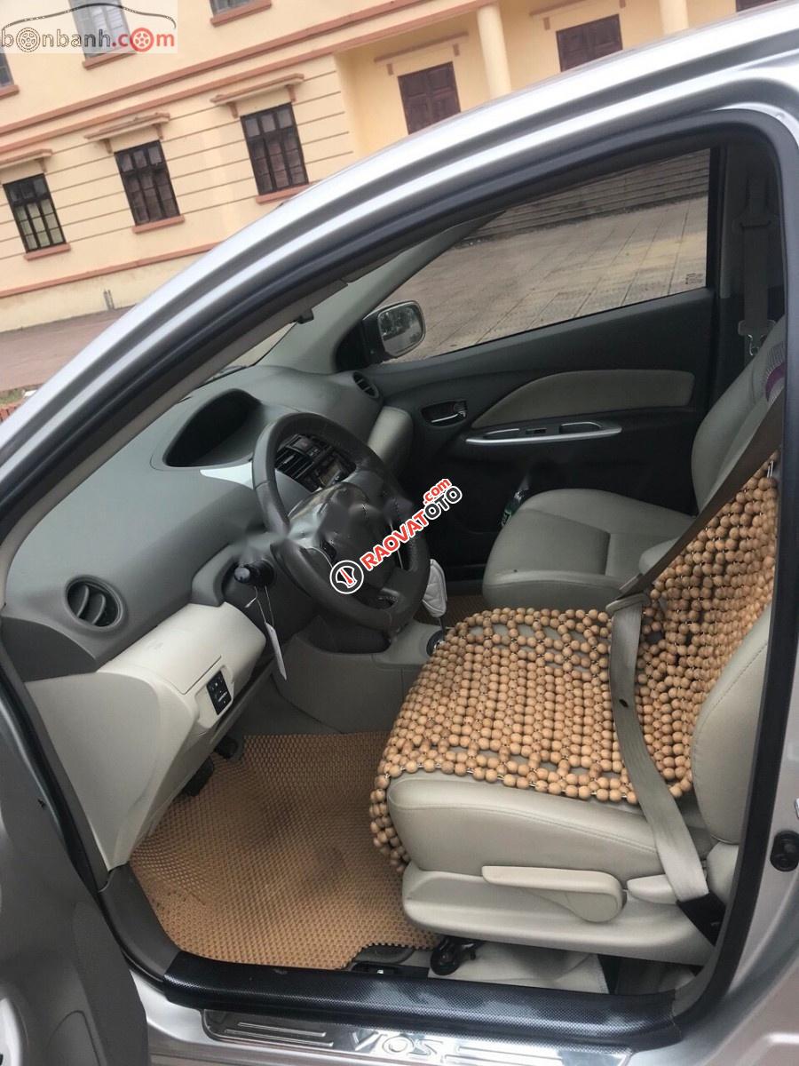Cần bán lại xe Toyota Vios G năm sản xuất 2011, màu bạc -2