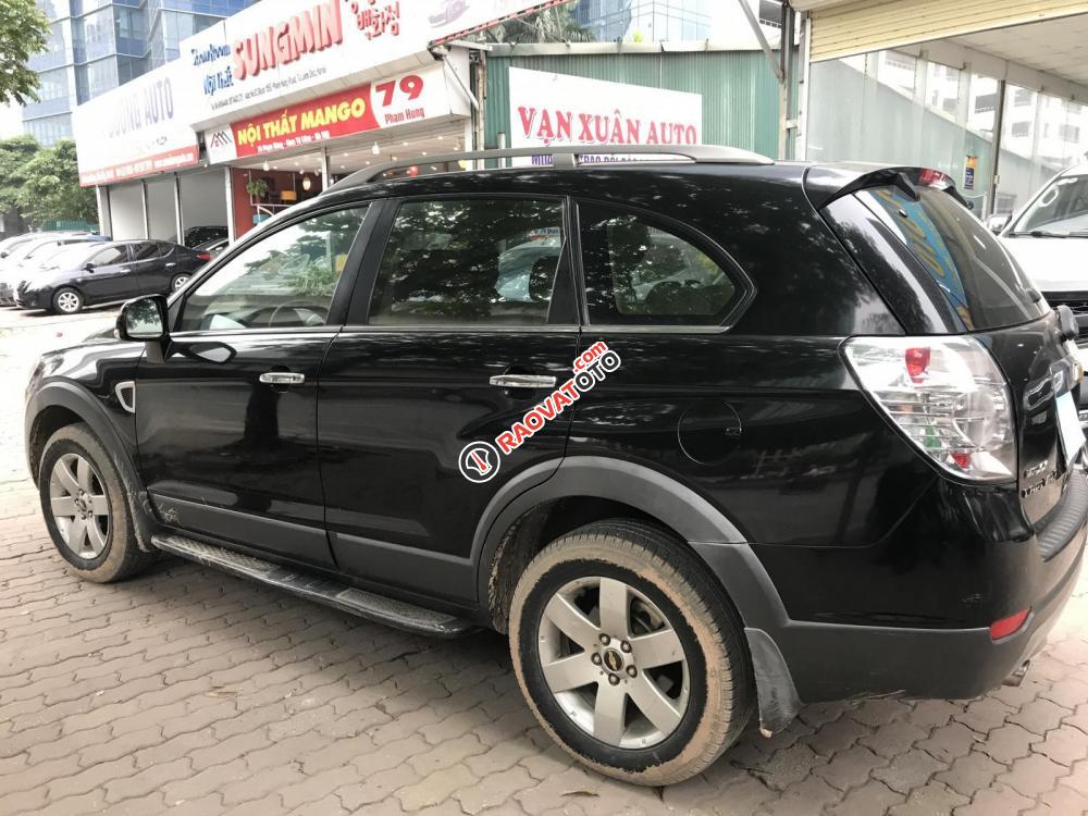 Cần bán Chevrolet Captiva Maxx đời 2010, màu đen-0