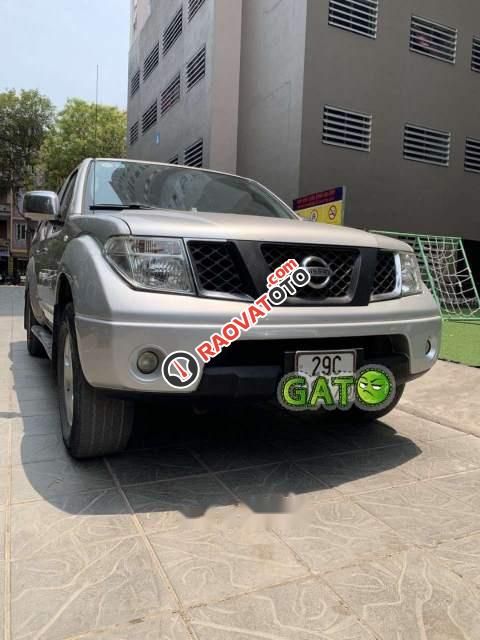 Chính chủ bán Nissan Navara 2.5LE sản xuất năm 2011, màu bạc, nhập khẩu Thái-0