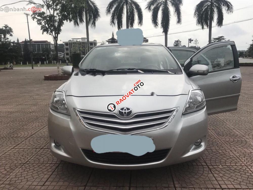 Cần bán lại xe Toyota Vios G năm sản xuất 2011, màu bạc -0