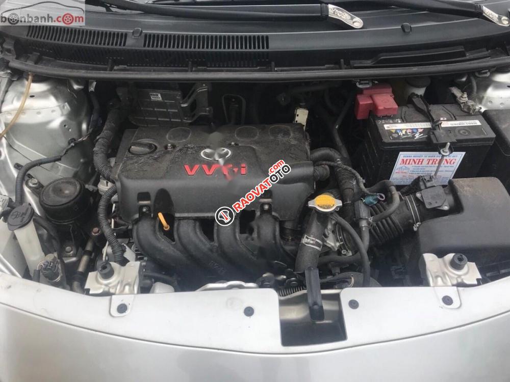 Cần bán lại xe Toyota Vios G năm sản xuất 2011, màu bạc -3