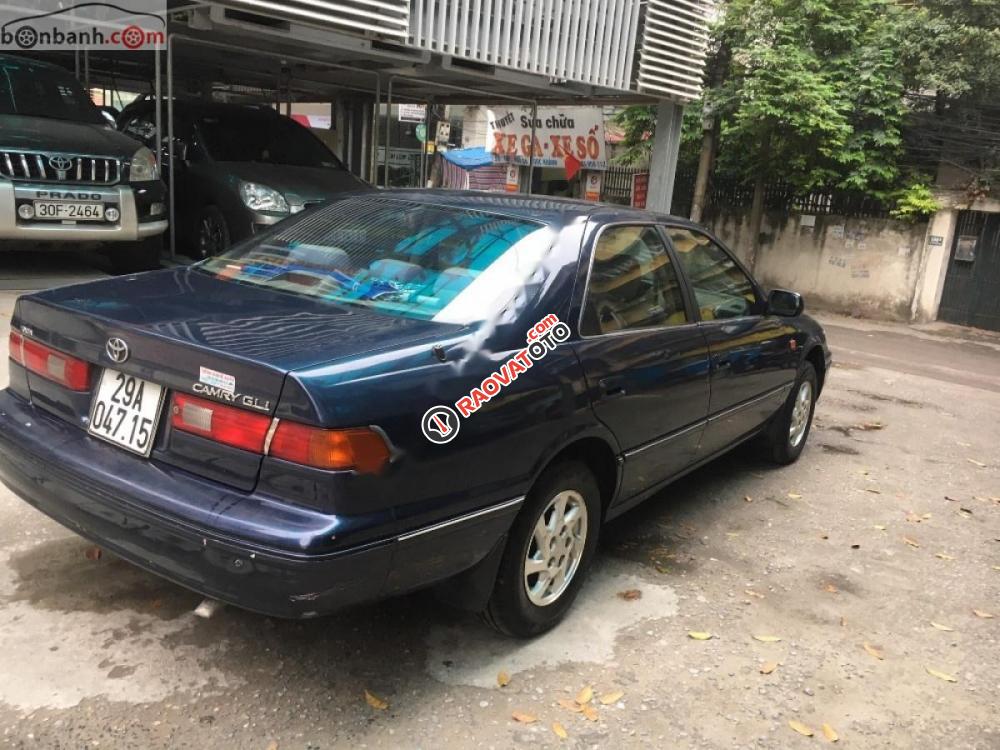 Bán lại xe Camry đời 1998 số sàn 2.2 GLI, xe ít đi lại giữ gìn không lỗi hay va chạm gì-1