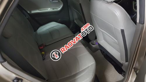 Cần bán Kia Morning 1.25 AT đời 2017, màu xám số tự động, 370tr-0