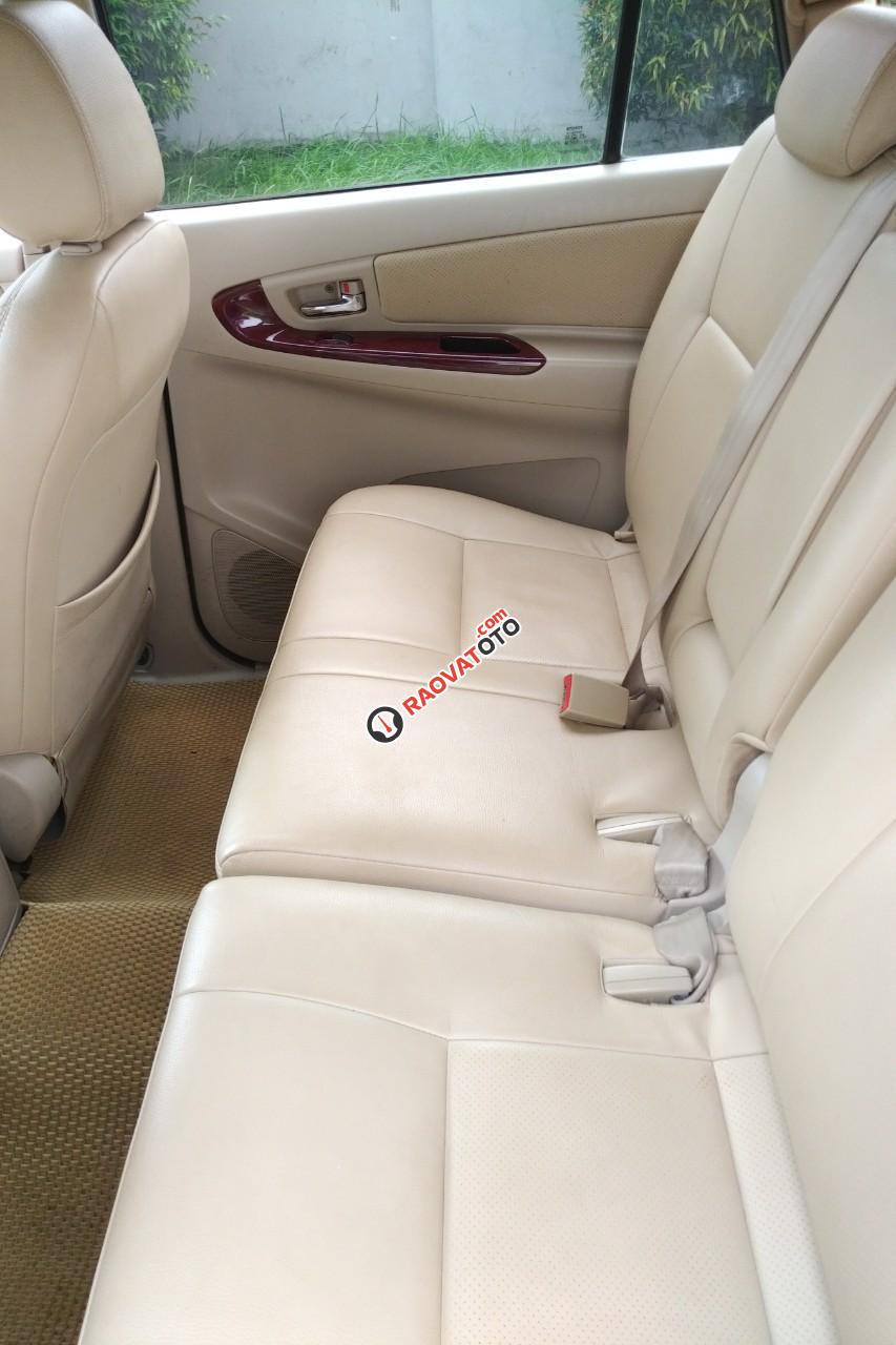 Bán Toyota Innova Innova G 2.0 MT đời 2006, màu bạc, giá 295tr-3