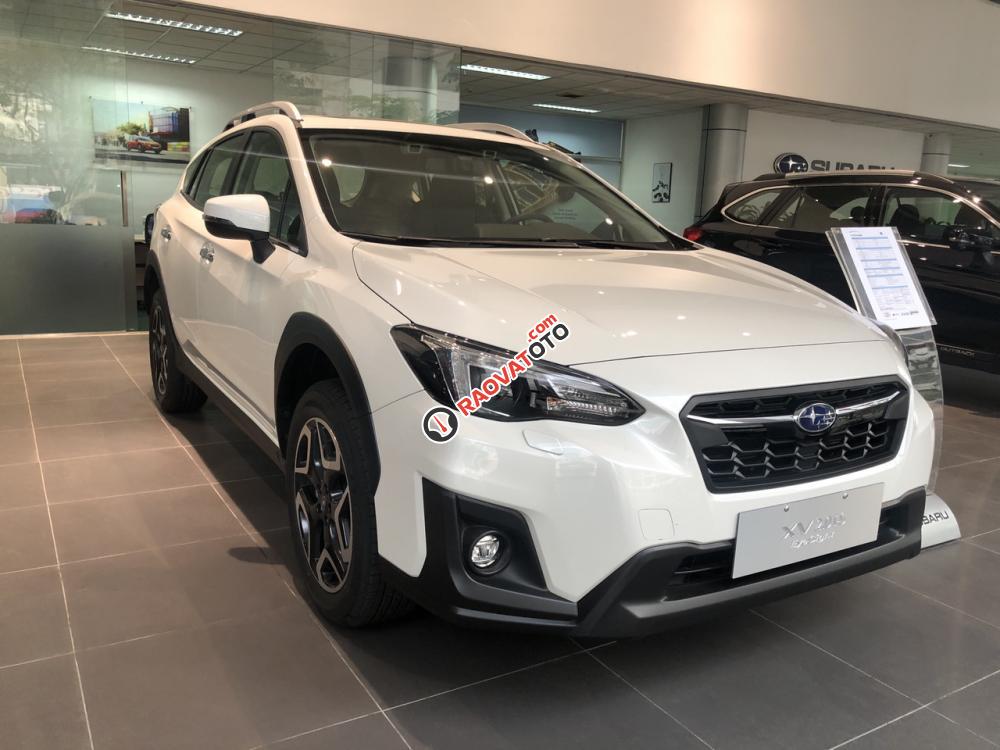 Cần bán Subaru XV 2.0i-S EyeSight sản xuất 2018, màu trắng, xe nhập-4