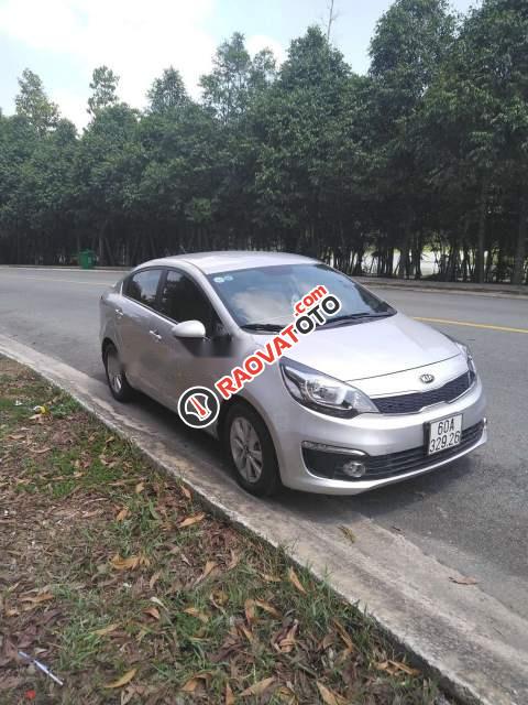 Bán ô tô Kia Rio MT sản xuất 2016, màu bạc, nhập khẩu nguyên chiếc, giá 400tr-0