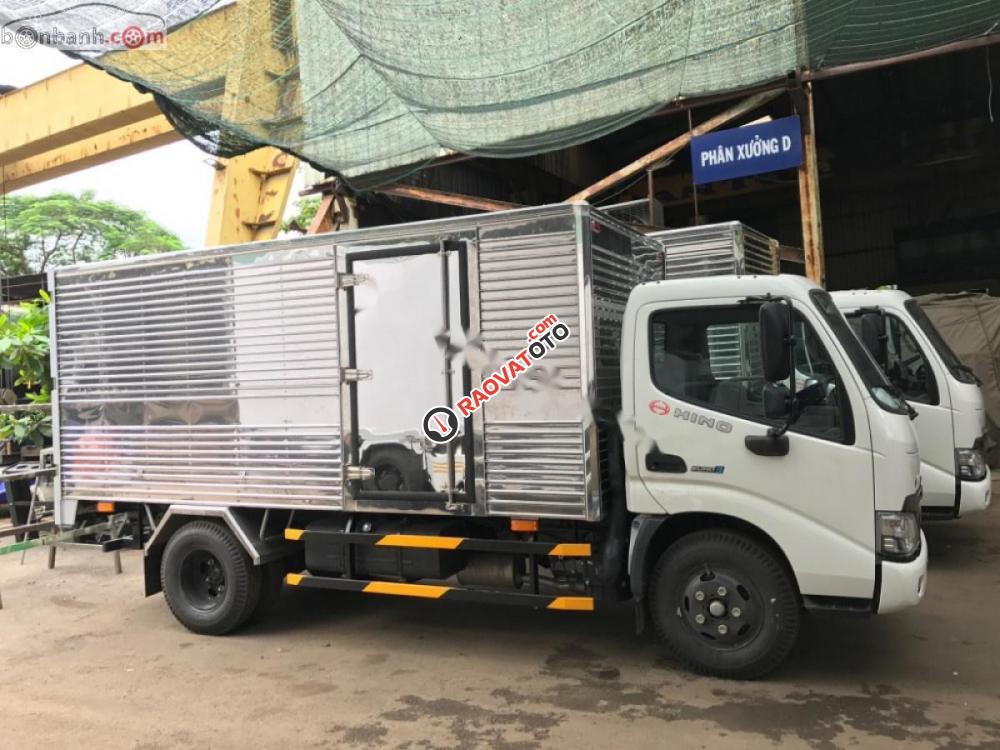 Cần thanh lý xe Hino 1.9 tấn hiệu XZU650L, đời 2017, mới 100% chưa qua sử dụng-2