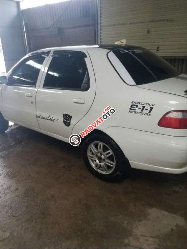 Cần bán gấp Fiat Albea 1.3 năm 2005, màu trắng-1