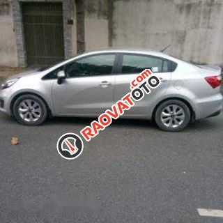 Bán gấp Kia Rio năm sản xuất 2018, màu bạc, nhập khẩu -2