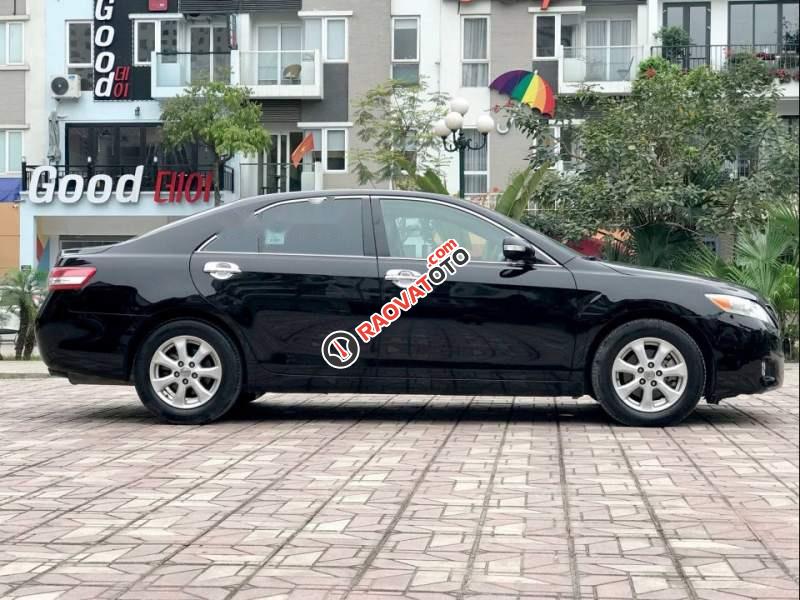 Bán Toyota Camry LE sản xuất 2010, màu đen, nhập khẩu-1