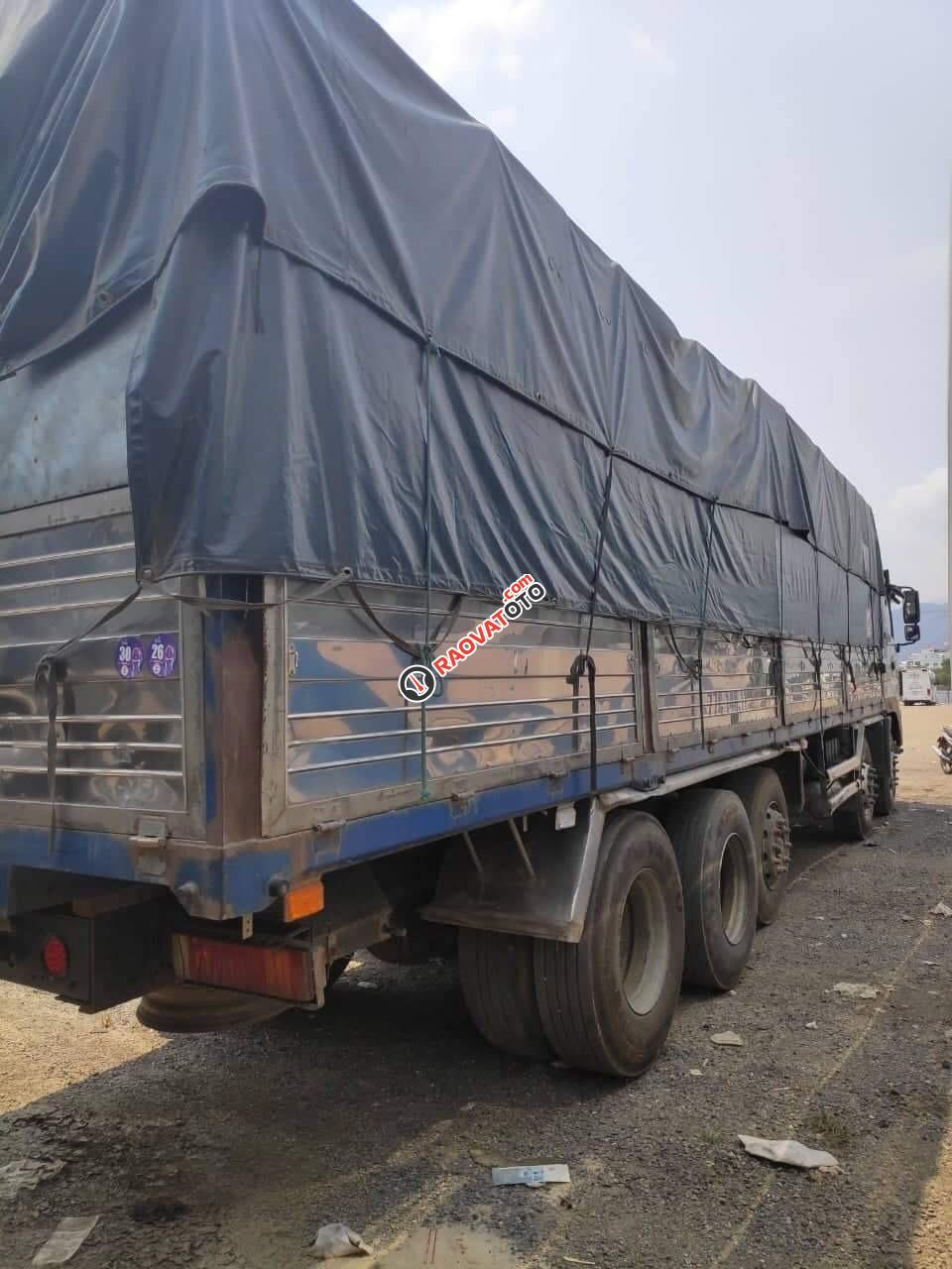 Ngân hàng bán đấu giá xe tải thùng Sitom 22 tấn sx 2016, màu xám ghi-1
