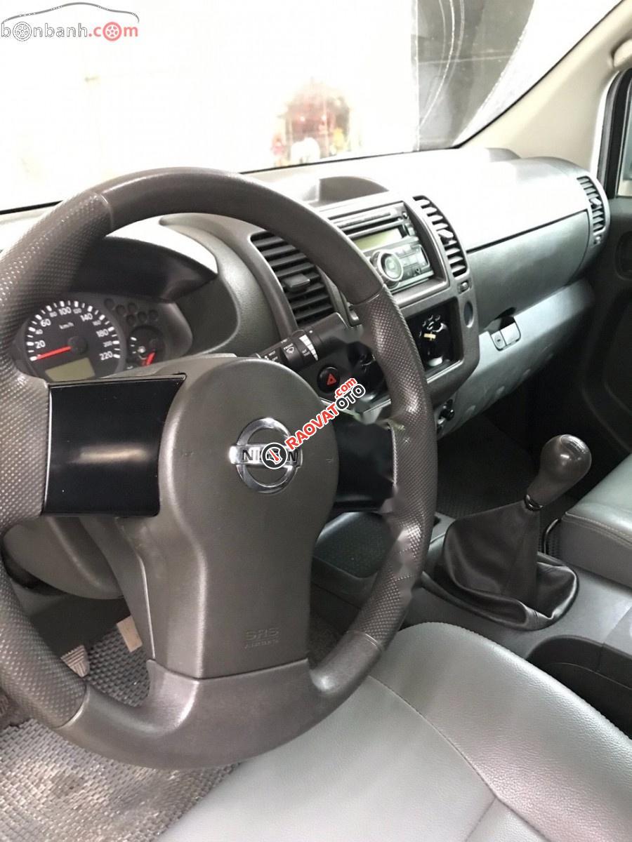 Cần bán xe Nissan Navara LE đời 2012, màu xám, nhập khẩu nguyên chiếc xe gia đình giá cạnh tranh-1