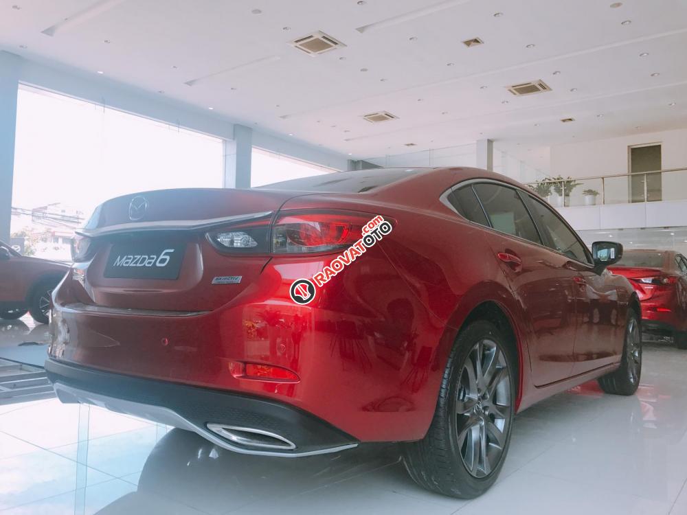 Mazda 6 2.0L Premium năm 2019 màu đỏ, giá ưu đãi 30 triệu đồng tiền mặt-3